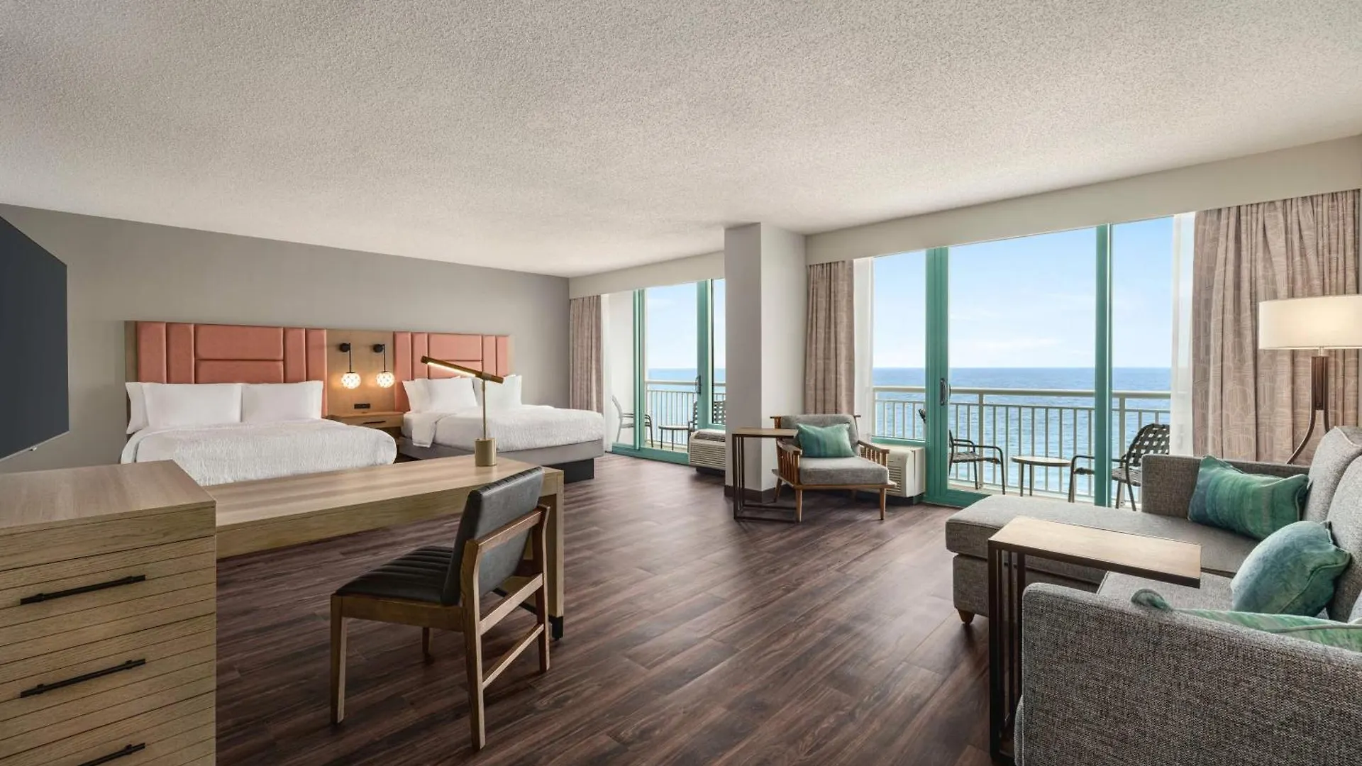 Hampton Inn Virginia Beach-Oceanfront South 3*,